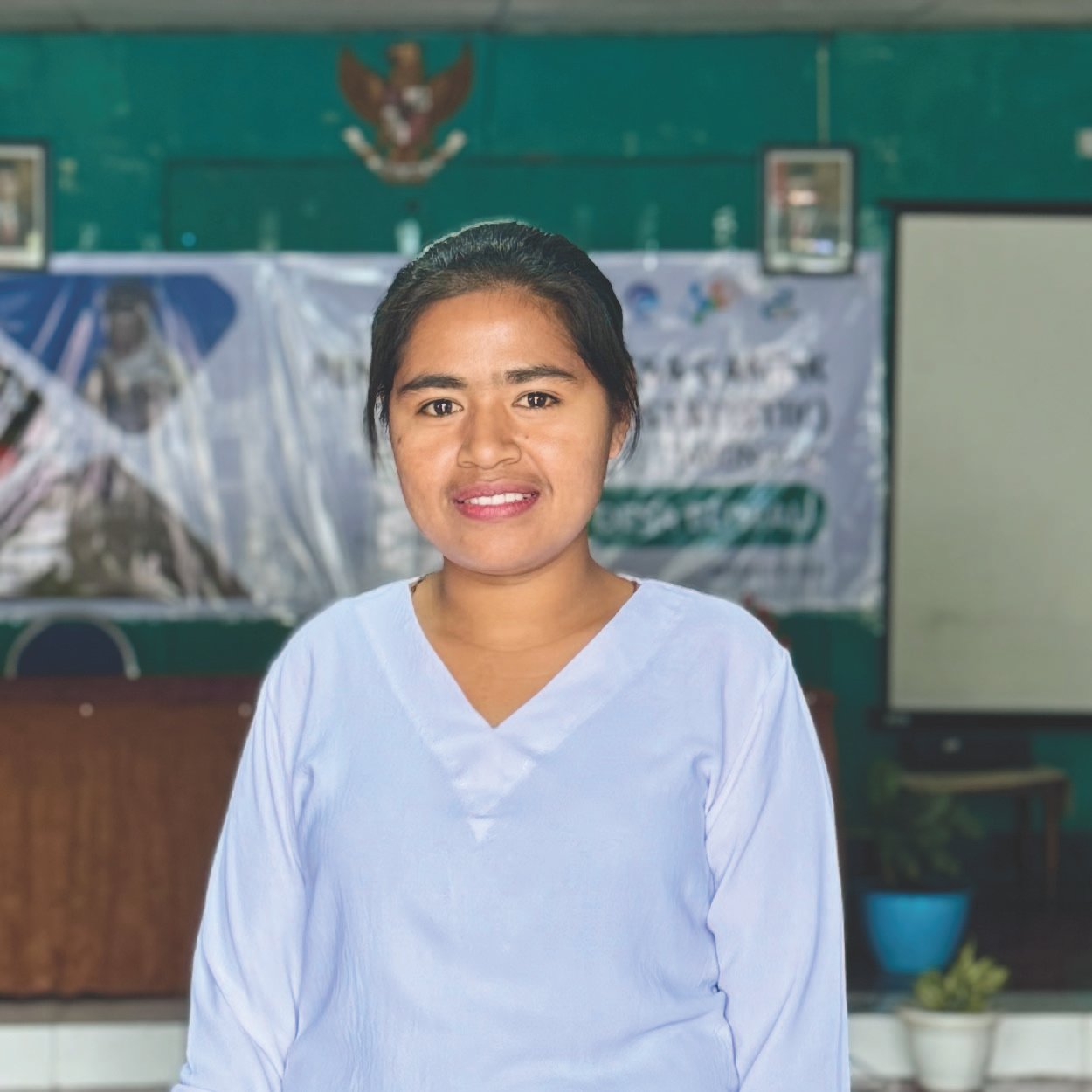 Emirensiana Sowo, S.Pd